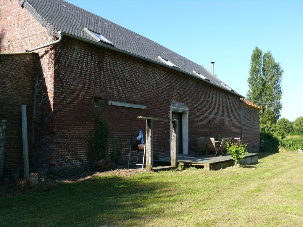 Ferme renel Villa Poses Eksteriør bilde